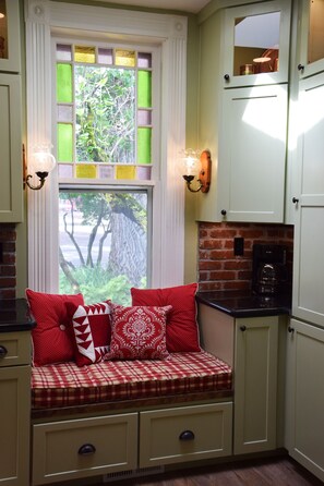 Interior - Granny's Farmhouse is a historic 1895 Victorian located on a working farm. (La Grande)