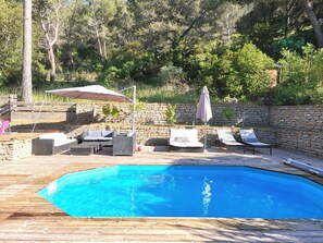 Outdoor pool, a heated pool - Villa with heated pool 5 minutes from Cassis (Carnoux-en-Provence)