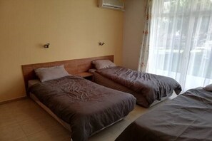 3 Schlafzimmer, Bügeleisen/Bügelbrett, WLAN, Bettwäsche