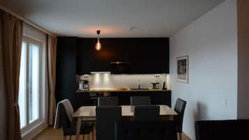 Deluxe Apartment, Sauna | 2 bedrooms, individually decorated, desk, laptop workspace