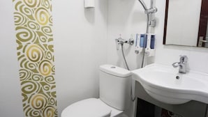 Bathroom - Elog Inn at National Court (Kowloon)