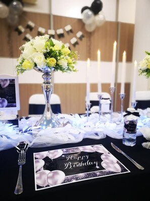 Banquet hall