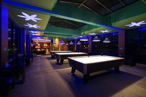 Game room - Hotel Maximillian (Karimun)