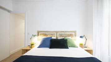 2 chambres, bureau, Wi-Fi, draps fournis