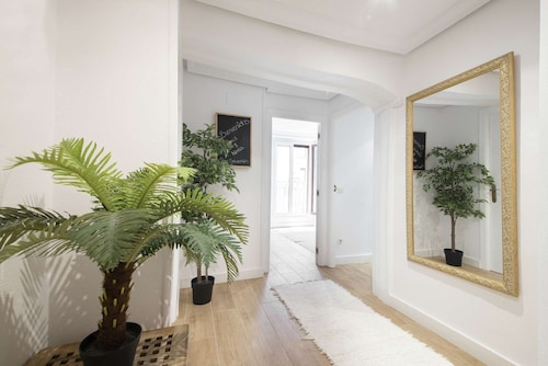 Private Apartment in the Heart of the Historic Old Town