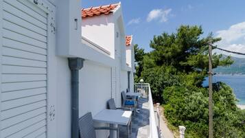 Apartment (One bedroom apt , balcony) | Balcony