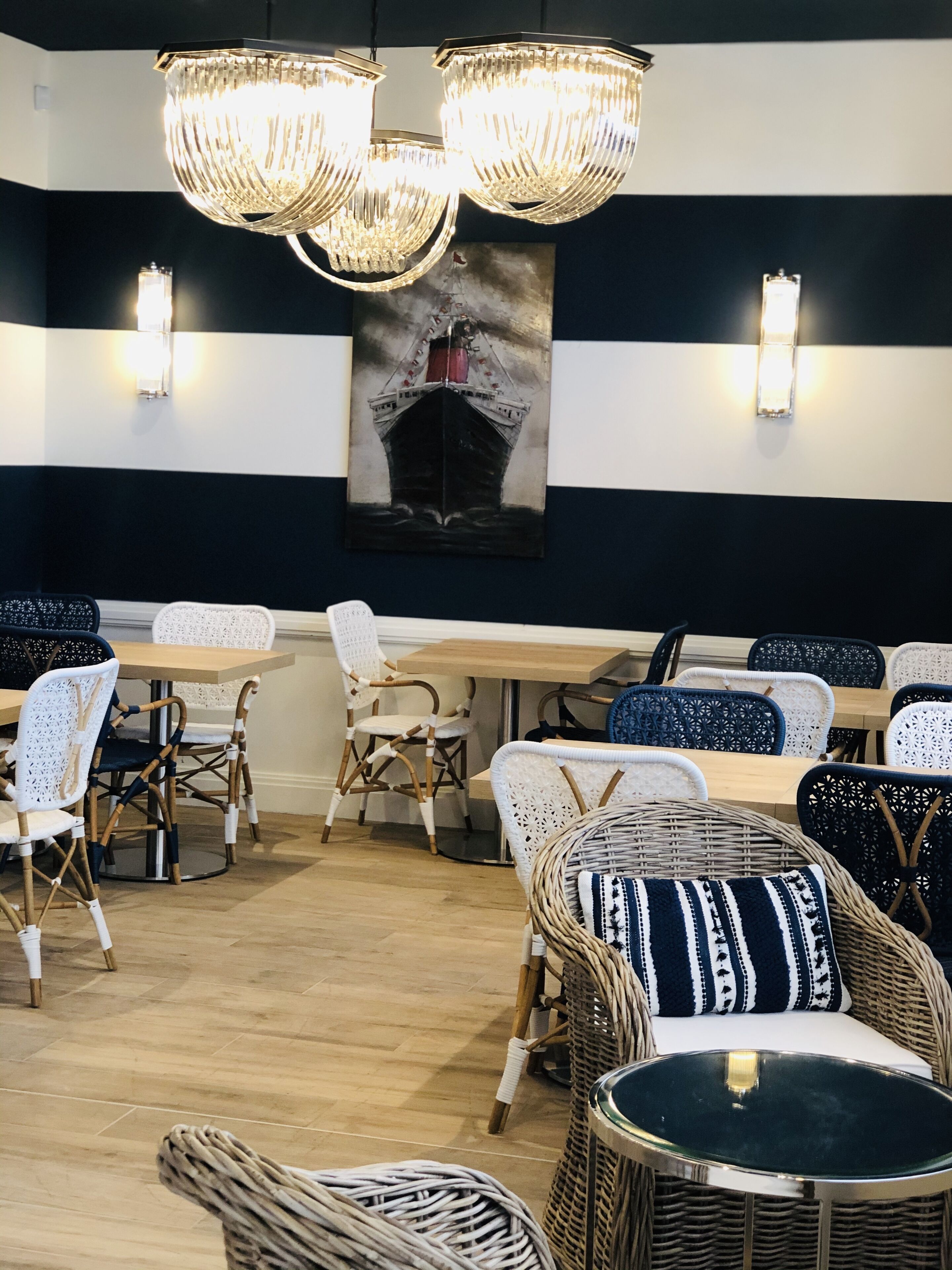 daily continental breakfast (eur 18 per person)