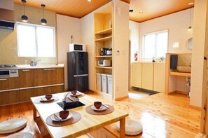 雪櫃、微波爐、爐具、廚房用具/餐具/器皿