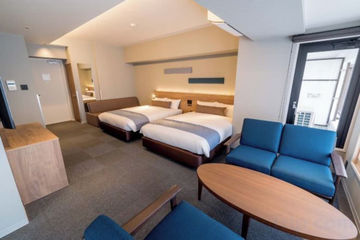 In-room safe, iron/ironing board, cots/infant beds, free WiFi