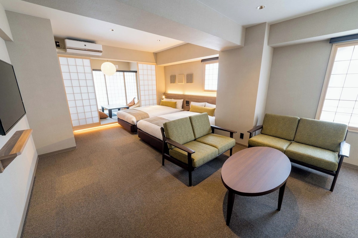 Premier Japanese Suite with Theater, Non Smoking