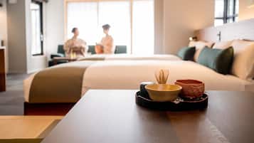 Quarto luxo, para não fumantes (Japanese) | Cofres nos quartos, ferros/tábuas de passar roupa, berços (sobretaxa)