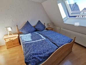 1 chambre, fer et planche à repasser, Wi-Fi, draps fournis