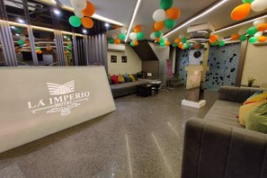 Reception - La Imperio Hotel (Aligarh)