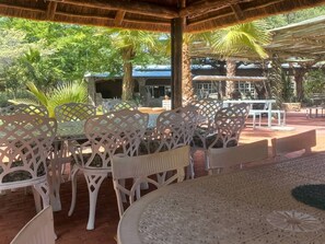 Gazebo - Palm Afrique Lodge Botswana (Ghanzi)