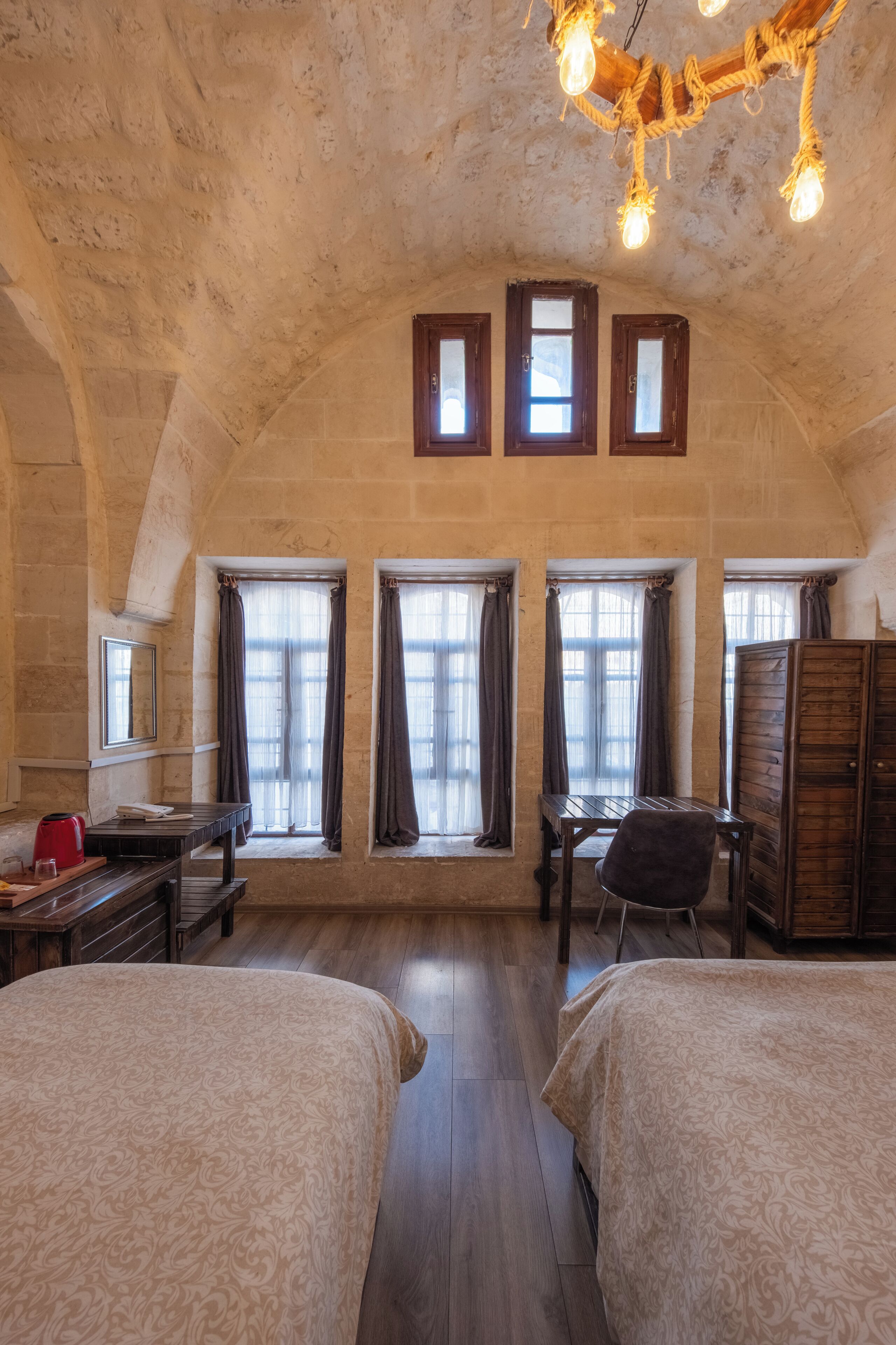 standard triple room | individually decorated, individually furnished, desk, laptop workspace