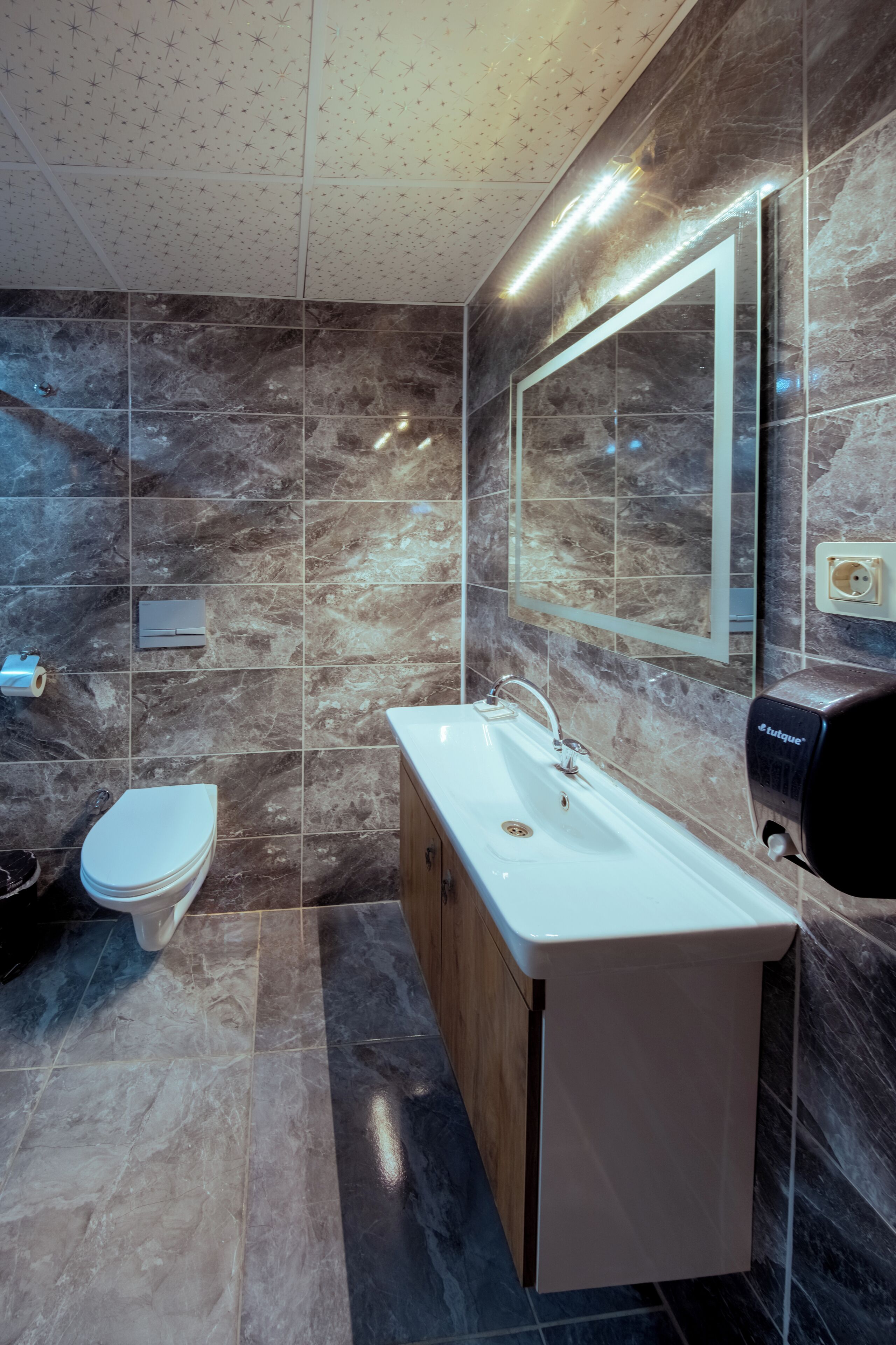 family room | individually decorated, individually furnished, desk, laptop workspace