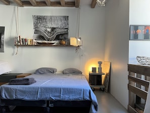 5 habitaciones, wifi y ropa de cama 
