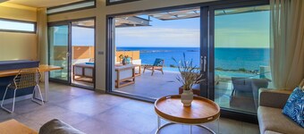 Amphitheatre Suites