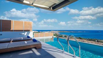 Grand suite, 2 slaapkamers, privézwembad | Terras
