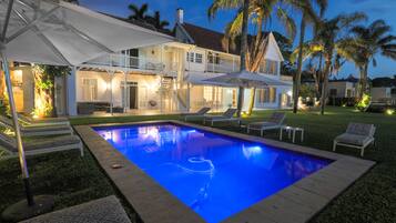 Front of property – evening/night