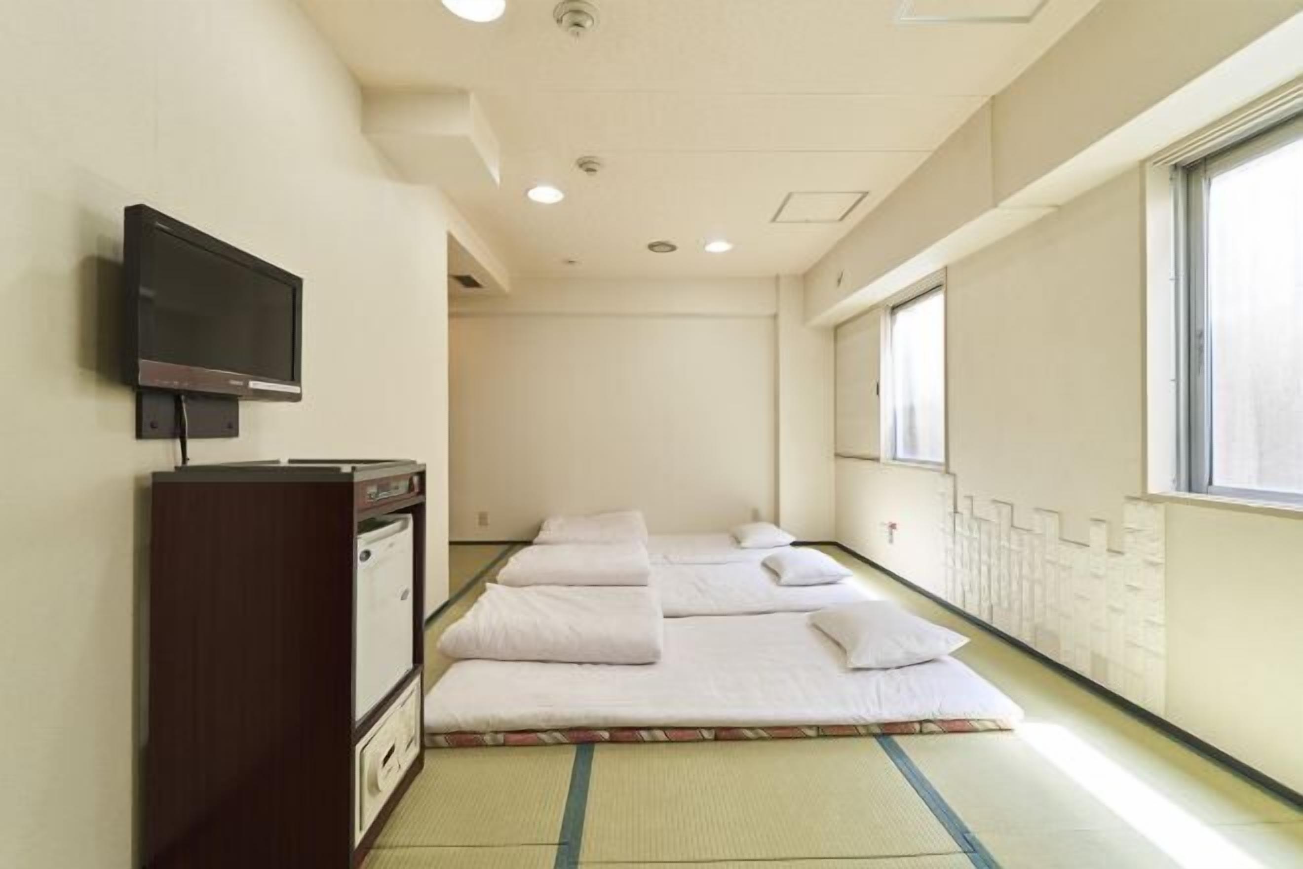 In-room safe, iron/ironing board, free WiFi