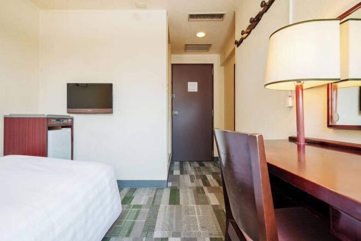 In-room safe, desk, laptop workspace, iron/ironing board