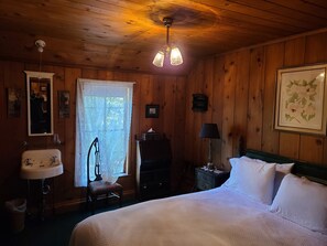 Suite, 1 cama Queen size y sofá cama, vista al lago | Ropa de cama de alta calidad, edredón y ropa de cama