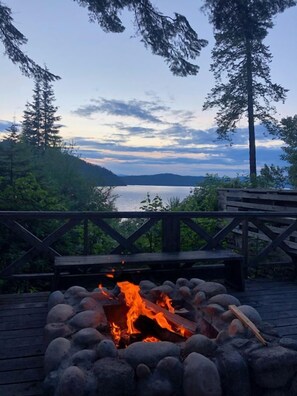 Sundeck - The Historic Northern Hotel (Coolin)