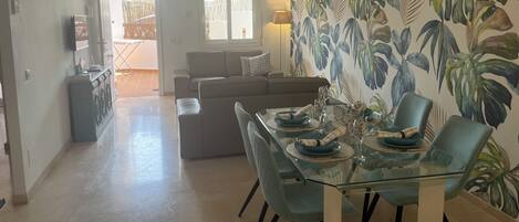 تناول الطعام