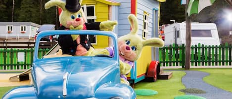 Zona de juegos infantil al aire libre