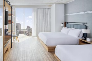 ห้องพัก, เตียงควีนไซส์ 2 เตียง (High Floor) | เครื่องนอนป้องกันสารก่อภูมิแพ้, ตู้นิรภัยในห้องพัก
