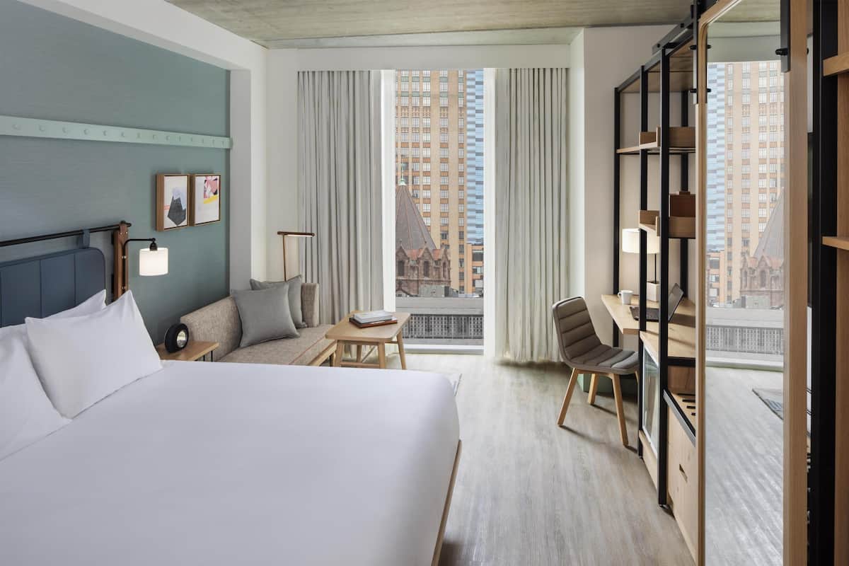 Hypo-allergenic bedding available, in-room safe, desk, laptop workspace