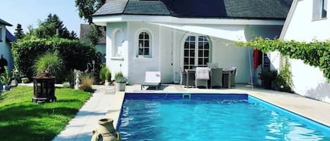 Piscine extérieure, piscine chauffée
