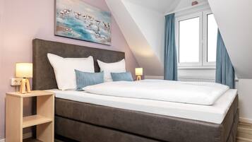 2 camere, culla da viaggio, Wi-Fi gratuito