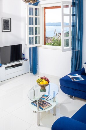 Fernseher, DVD-Player