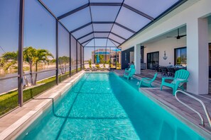 Outdoor pool, a heated pool