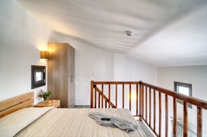 1 chambre, coffres-forts dans les chambres, bureau
