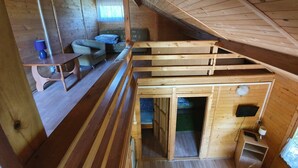ベーシック コテージ | 客室内のダイニングエリア