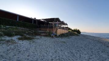 Perto da praia, toalhas de praia
