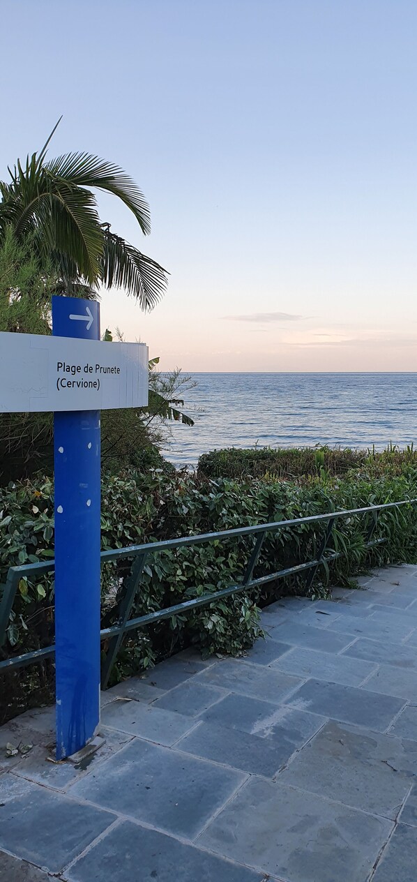 Property grounds - Agréable Maison « U Nidu » T3 de 65m2 à 500m de la mer (Cervione)