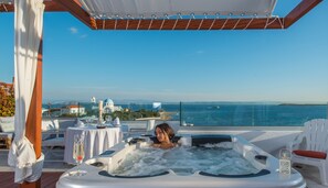 Couples treatment room(s), sauna, hot tub, body treatments, hydrotherapy - Agistri Apartments (Agistri)