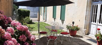 Gîte "château les Cèdres" 4 Pers. 90 m2, au Coeur du Vignoble