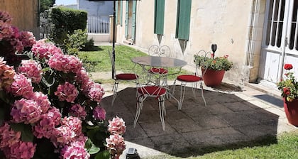 Gîte "château les Cèdres" 4 Pers. 90 m2, au Coeur du Vignoble