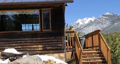 Enjoy family holidays near RMNP/Estes Park. New pricing for the fall/winter.