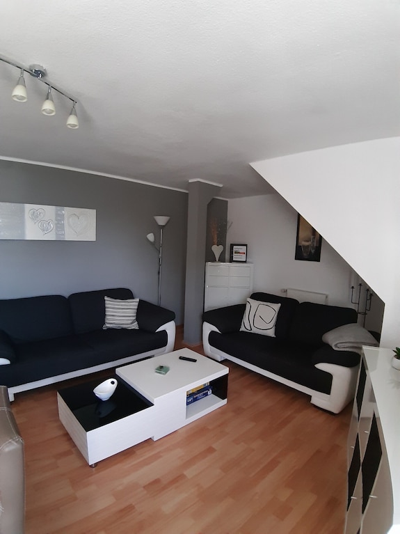 Ferienwohnung 100qm <Br>wohn <Br>3 Doppelbett Schlafzimmer<br>küche<br>bad - Greifswald