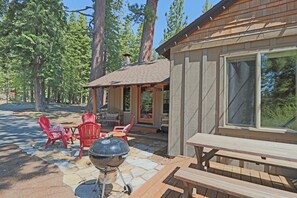 Hytte, flere senger (Cabin Fever * fireplace) | Balkong