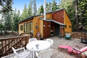 Balcony - Barking Pine Cabin - Private Beach Access, Sunny Location (Tahoe City)