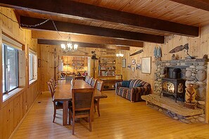 House, Multiple Beds (Wheelehan House - Close to Tahoe City) | Living room | TV, fireplace, DVD player