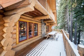小屋, 多张床 (McKinney Creek Cabin - Walk to Chambe) | 住宿场地