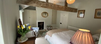 Charming 3 bedroom house in the heart of Ludlow